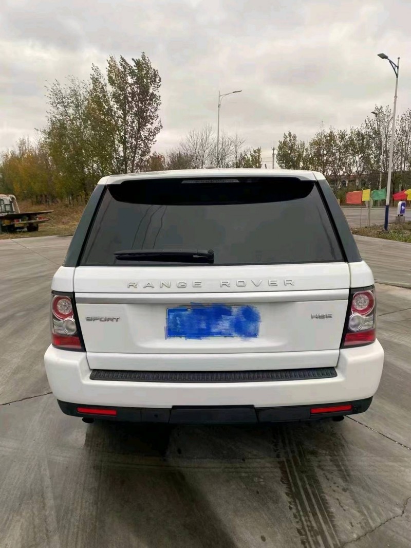 枣庄12年路虎揽胜运动4