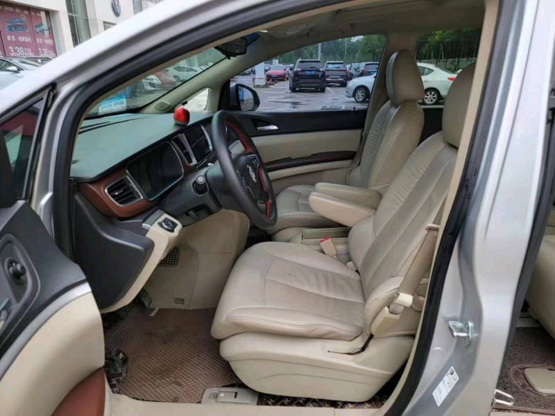 济南15年别克GL89