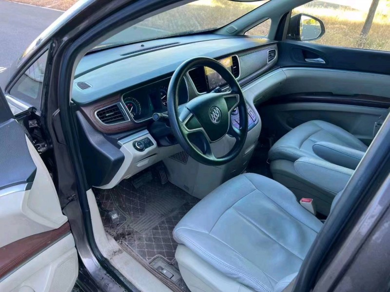 济南15年别克GL88