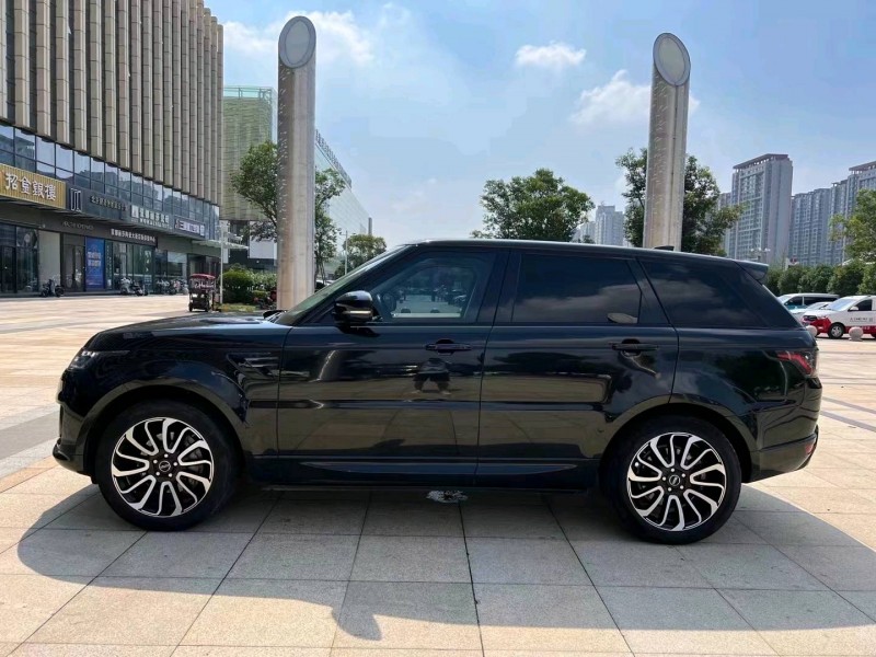 枣庄19年路虎揽胜运动8