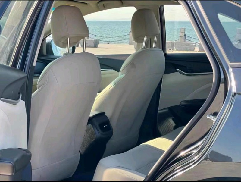 枣庄15年别克英朗5