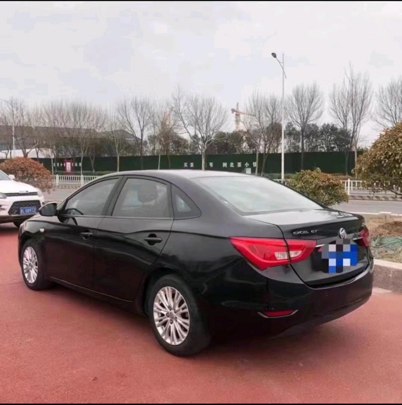 枣庄15年别克英朗7