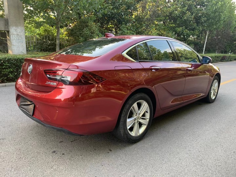 徐州18年别克君威8