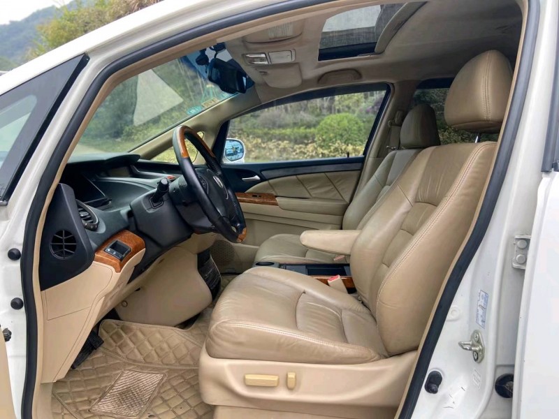 广州06年本田奥德赛8