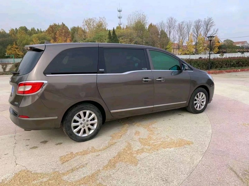 枣庄12年别克GL89