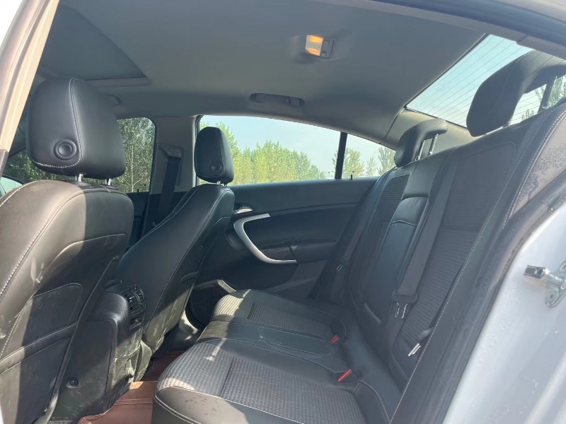 武汉15年别克君威6