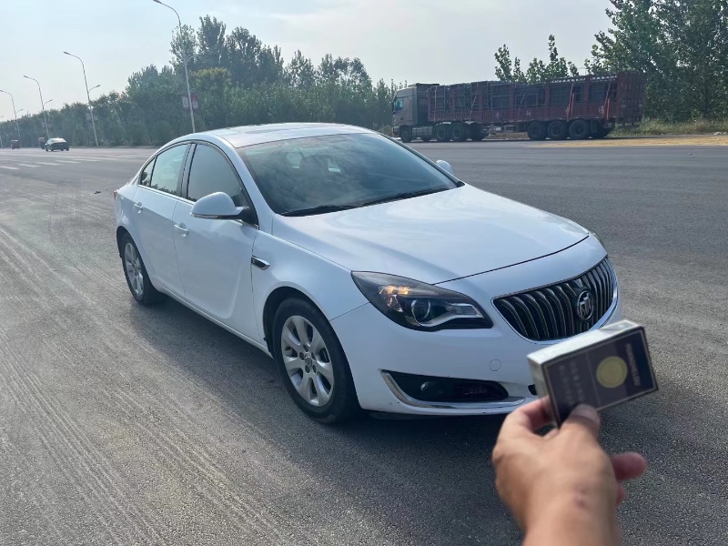 武汉15年别克君威9