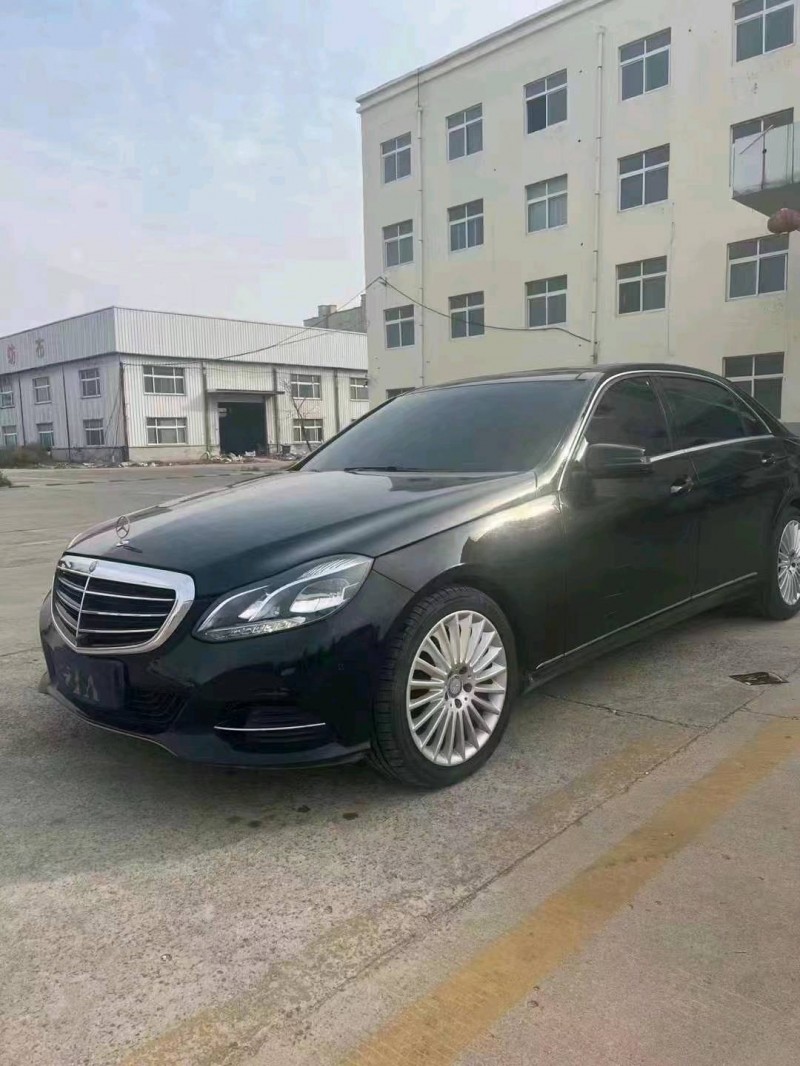 东营14年奔驰E8