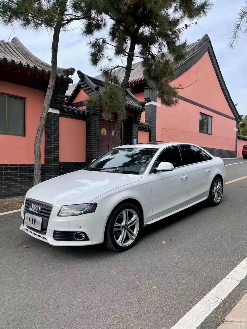 青岛12年奥迪A4L2