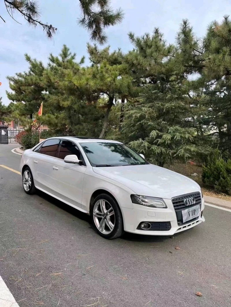 青岛12年奥迪A4L3
