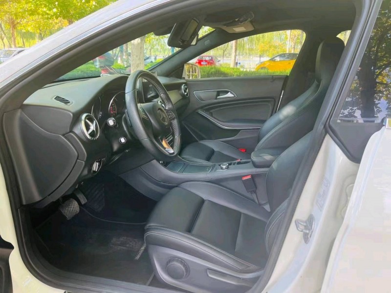 聊城17年奔驰CLA5