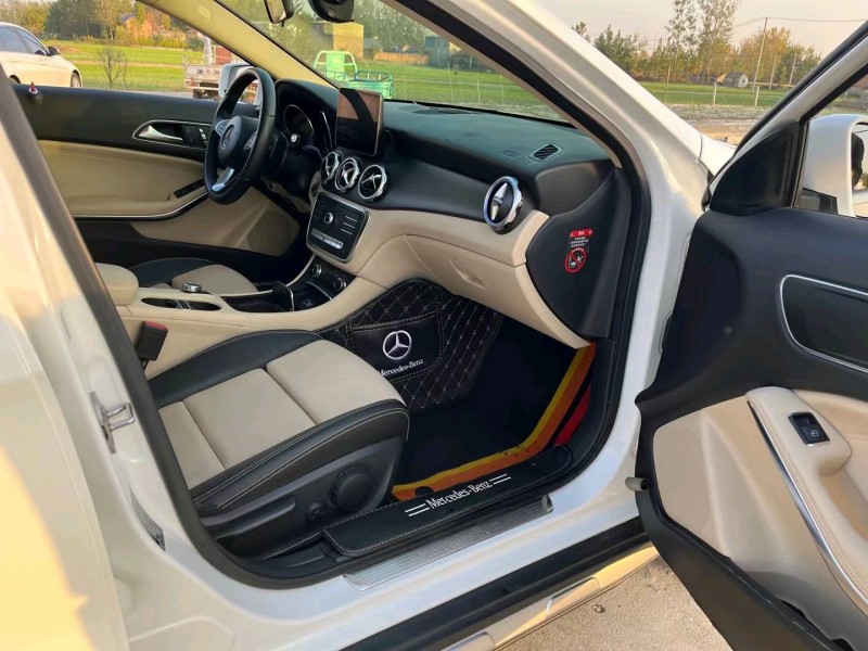 徐州18年奔驰GLA4