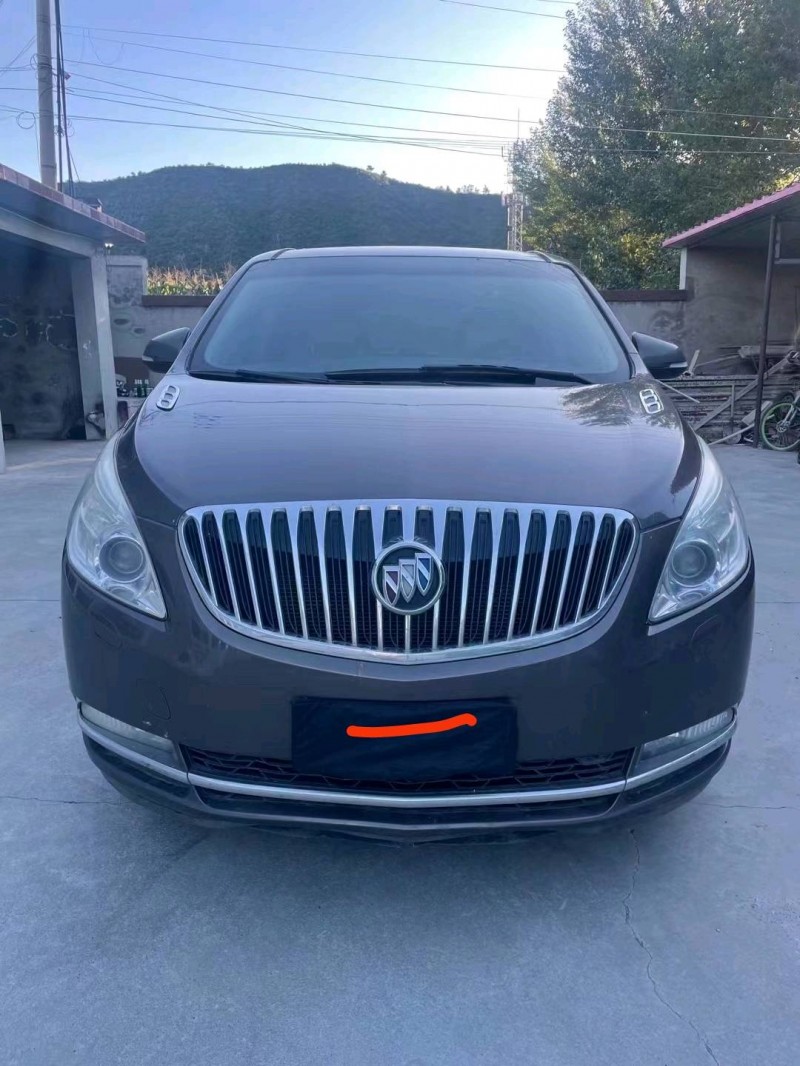 石家庄11年别克GL81