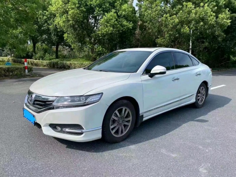 嘉兴18年本田思铂睿3