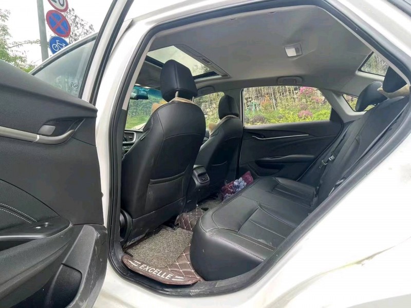 广州18年别克英朗3