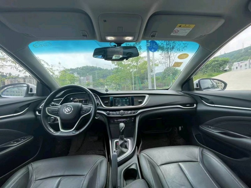 广州18年别克英朗2