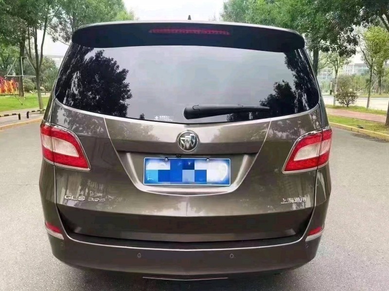 济南13年别克GL82