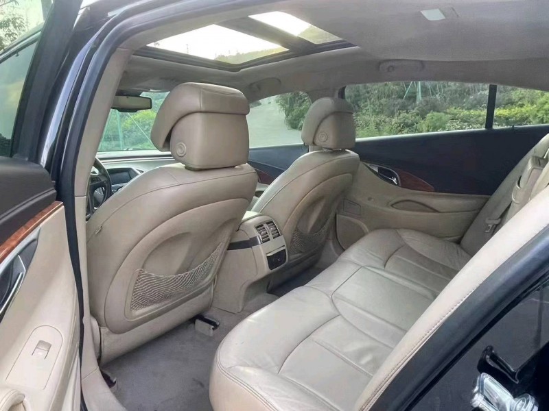 广州11年别克君越8