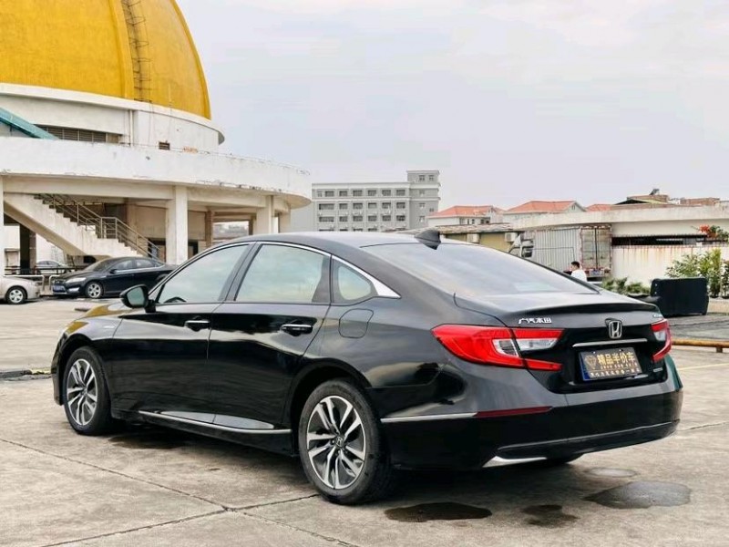 东莞20年本田雅阁8