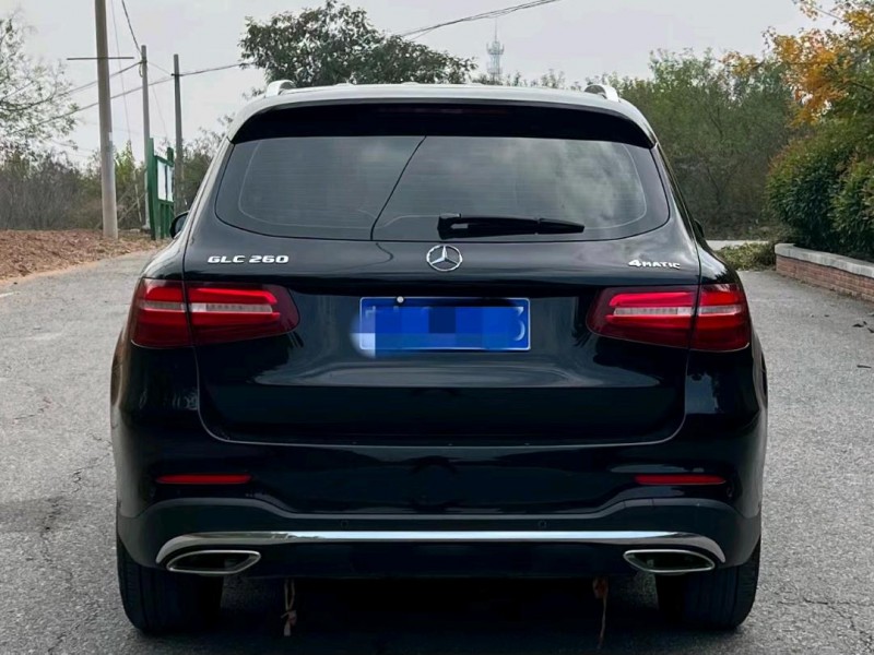 青岛17年奔驰GLC1