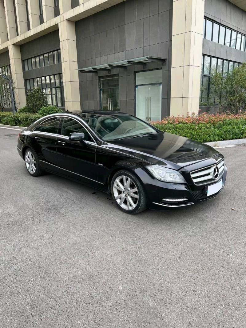 徐州12年奔驰CLS3