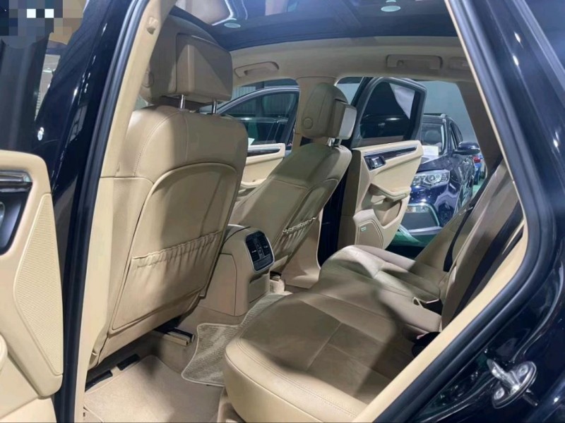 东莞14年保时捷Macan4