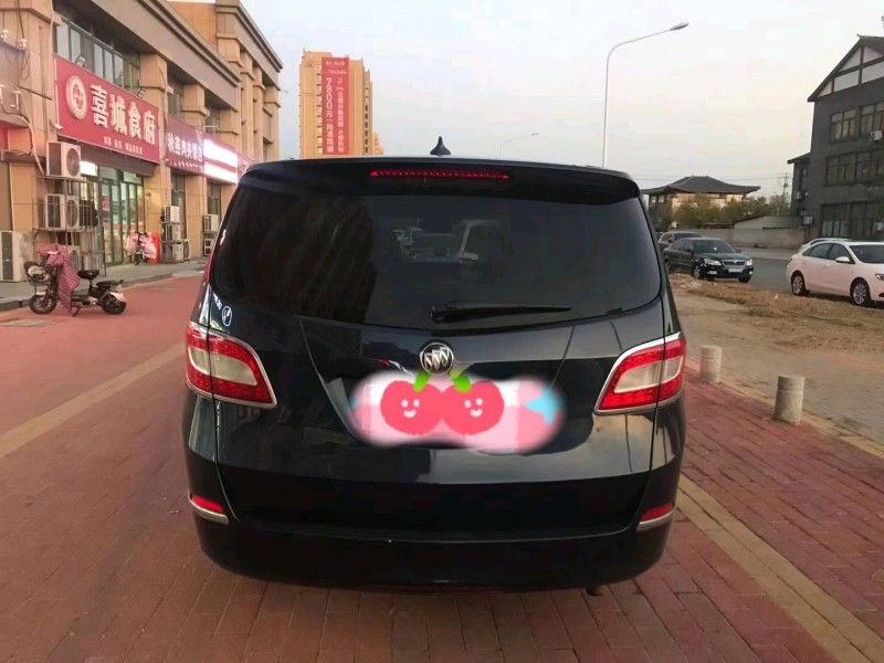 济南13年别克GL82