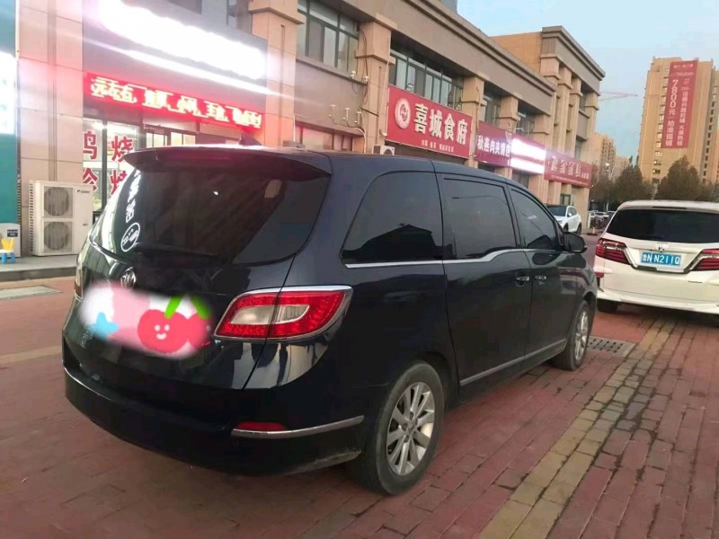 济南13年别克GL86