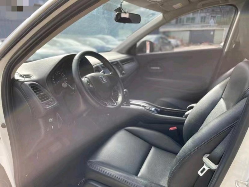 东莞16年本田缤智6