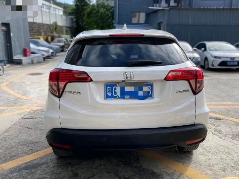 东莞16年本田缤智9