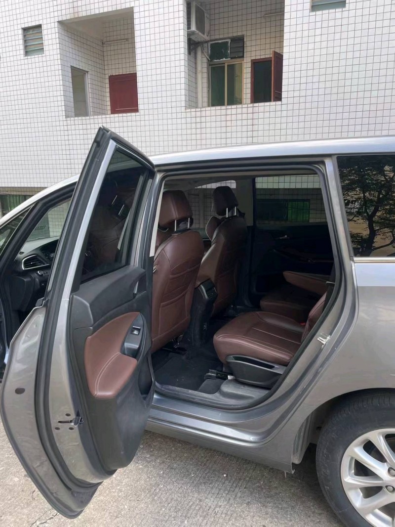 东莞18年别克GL66