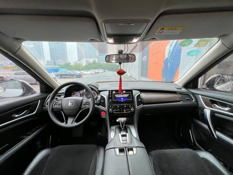 广州19年本田冠道6