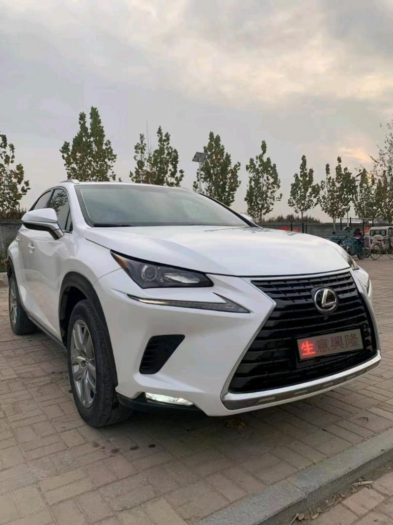 济南17年雷克萨斯NX7