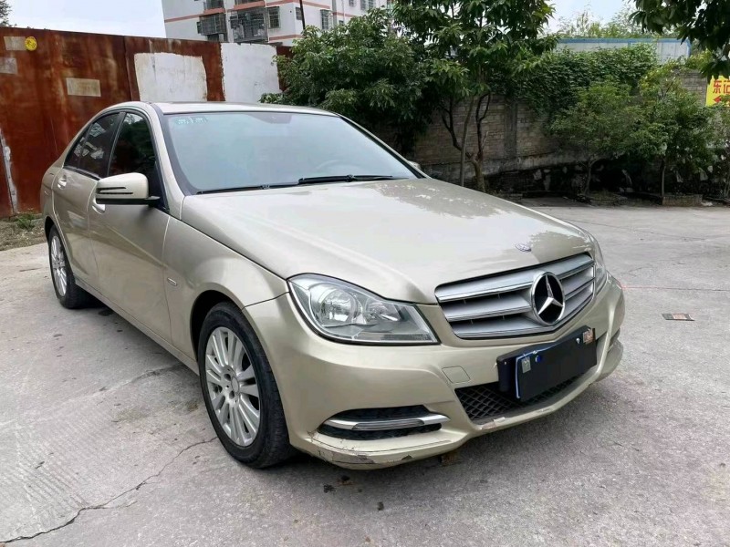 广州12年奔驰C3