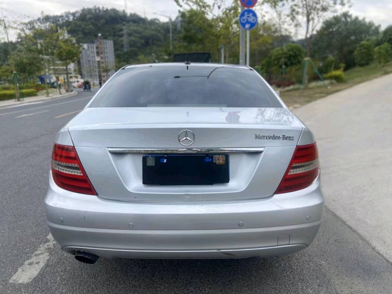 广州13年奔驰C5
