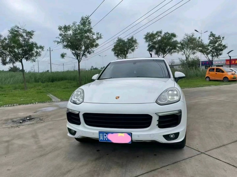 邯郸17年保时捷卡宴8