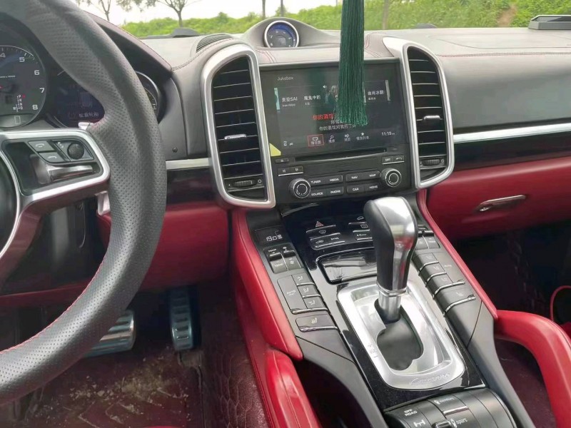 邯郸17年保时捷卡宴4