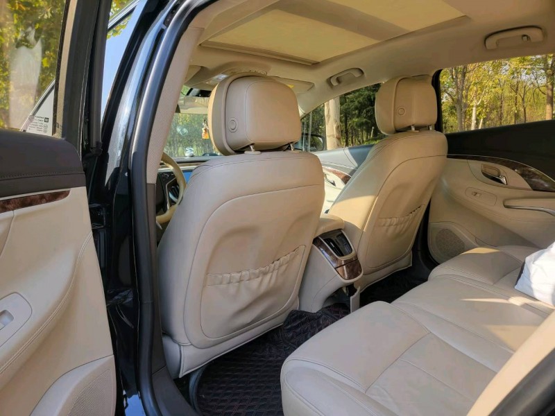 聊城15年别克君越6