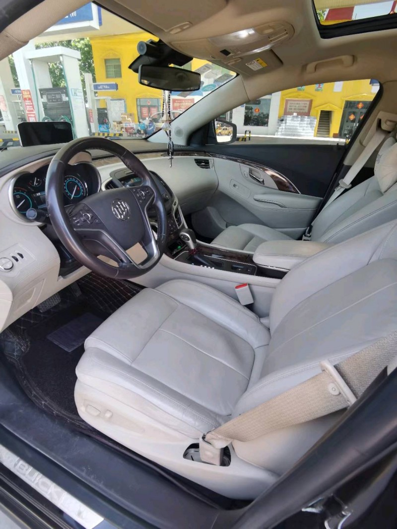 保定17年别克君越5