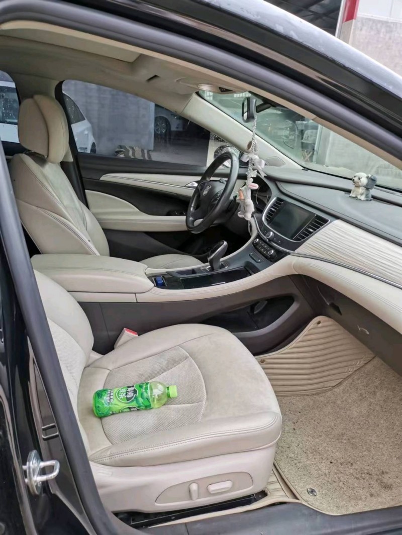 保定18年别克君越6