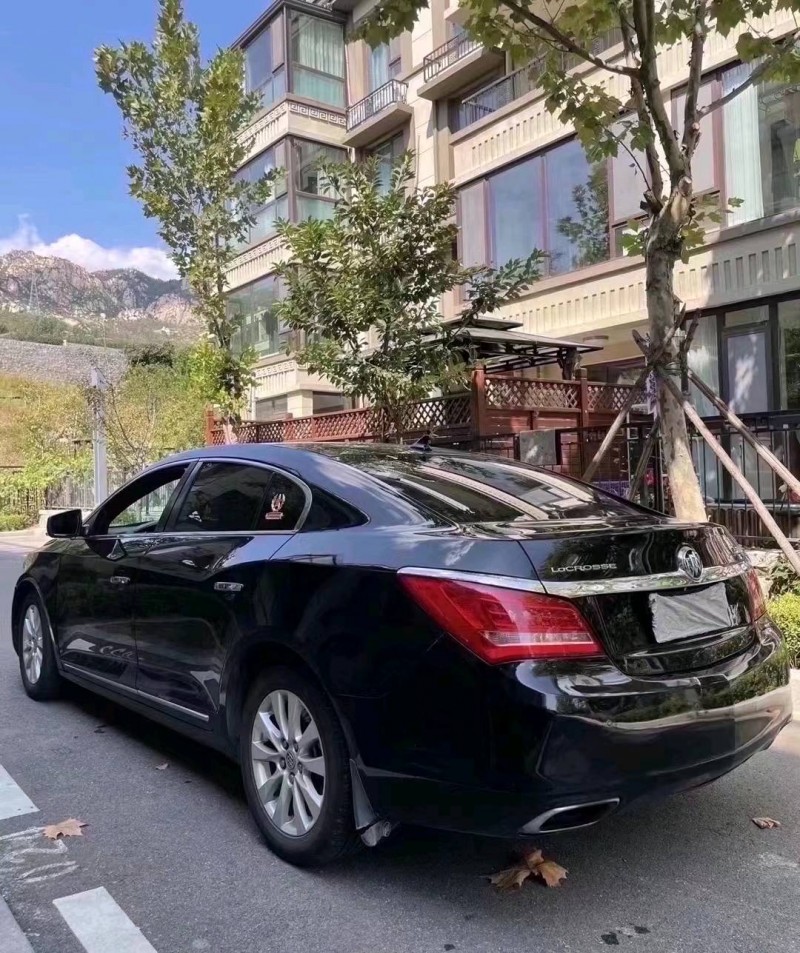 青岛14年别克君越4