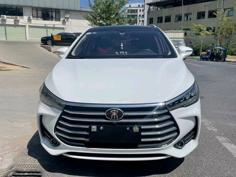 广州19年比亚迪宋MAX1