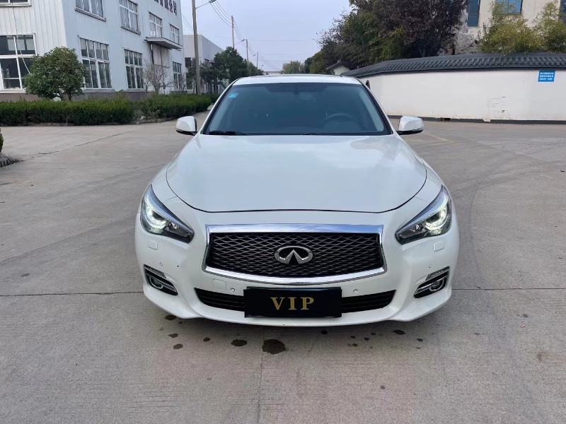 徐州16年英菲尼迪Q50L1