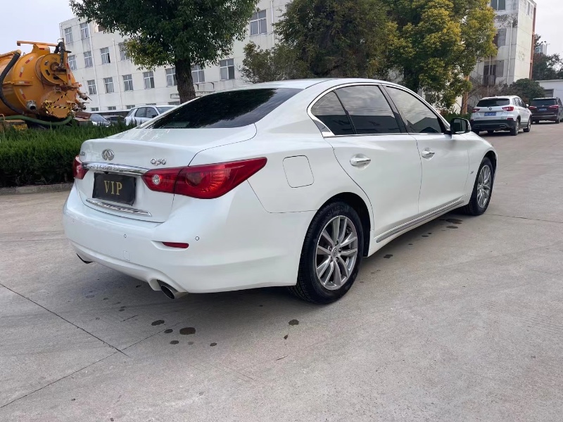 徐州16年英菲尼迪Q50L2