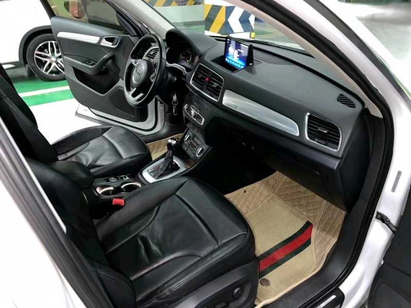 成都14年奥迪Q34