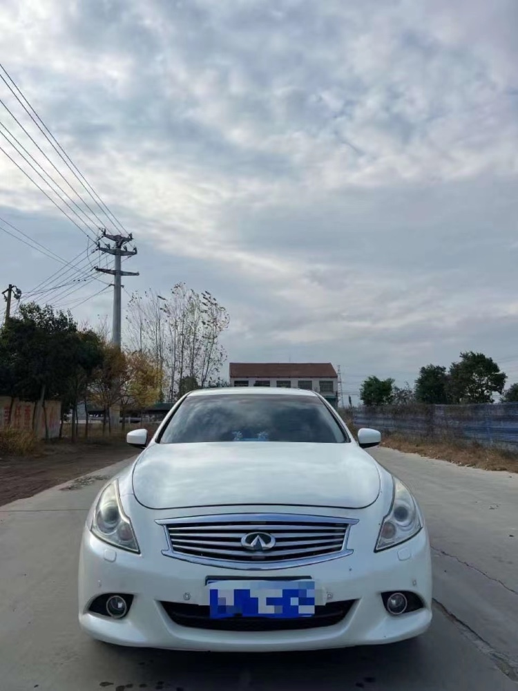 北京13年英菲尼迪G251