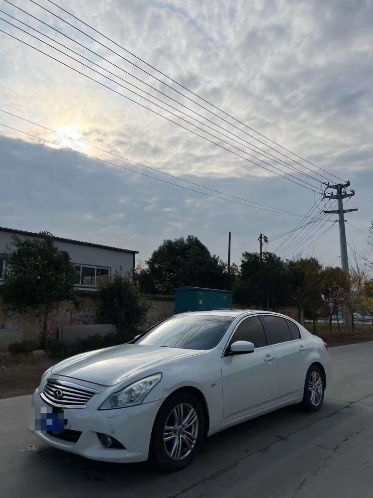 北京13年英菲尼迪G254