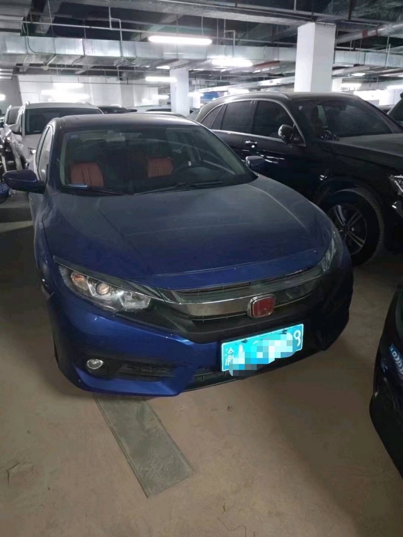 重庆18年本田思域3