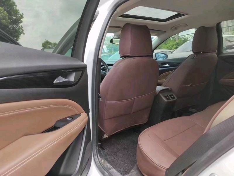 武汉19年别克君威8