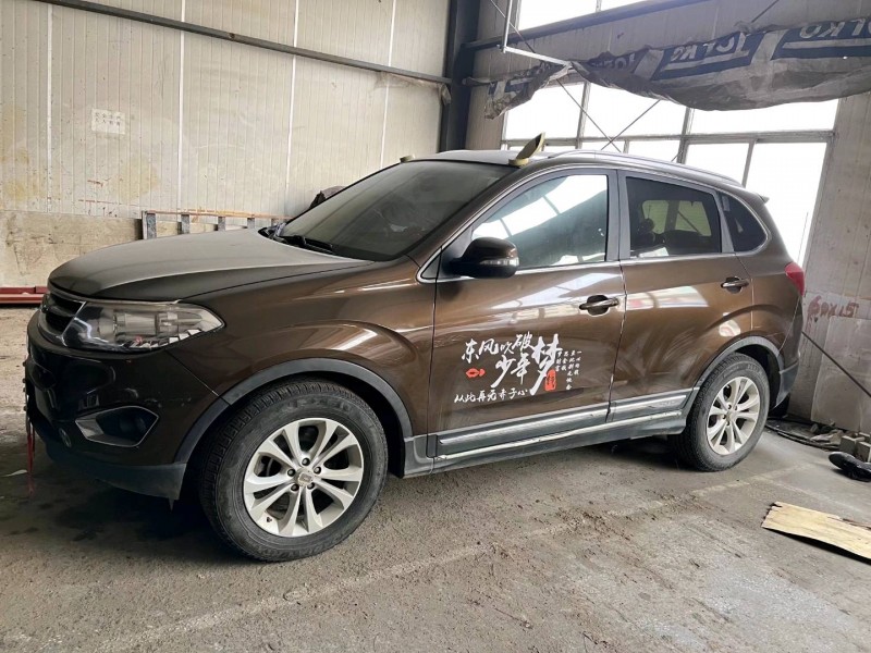 济南15年奇瑞瑞虎52